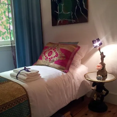 Whatever Art Bed & Breakfast