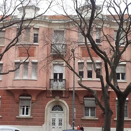 Whatever Art * Лиссабон