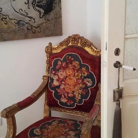 Whatever Art Frühstückspension *