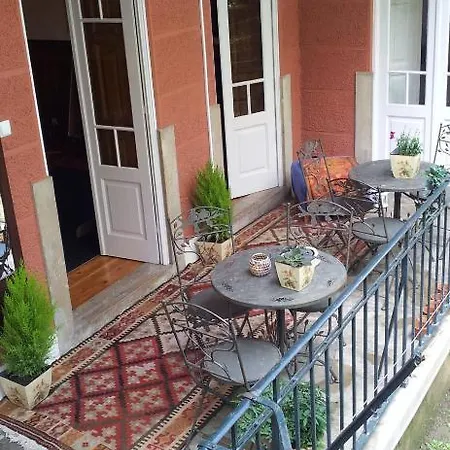 Bed & Breakfast Whatever Art