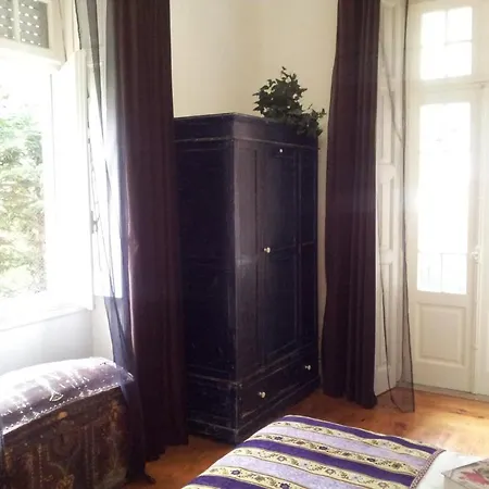 Whatever Art Bed & Breakfast Lisbon