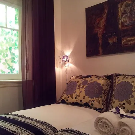 Whatever Art Bed & Breakfast Lisbon