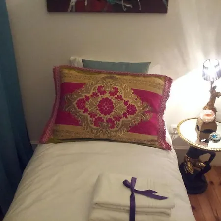 ホワットエバー アート B＆b リスボン