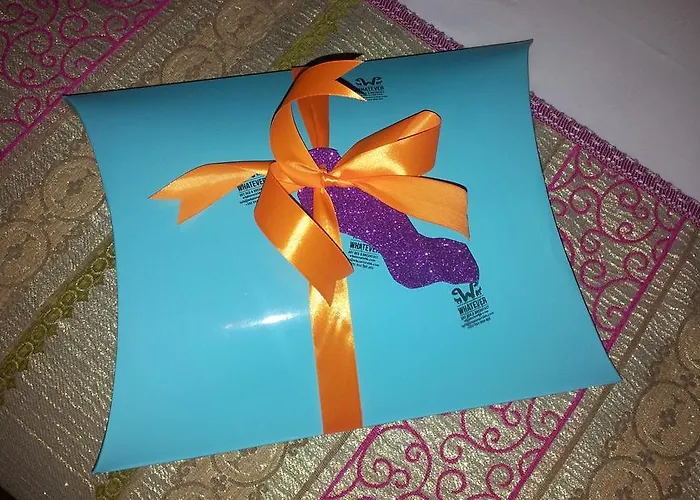 Whatever Art Лиссабон