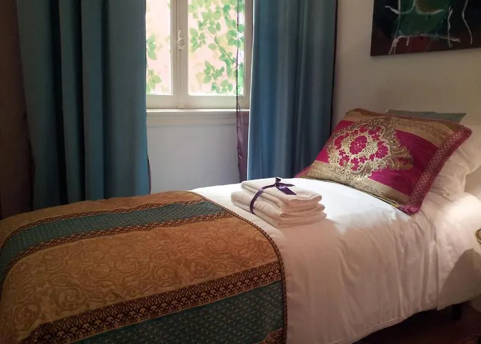 Oda ve Kahvaltı Whatever Art *