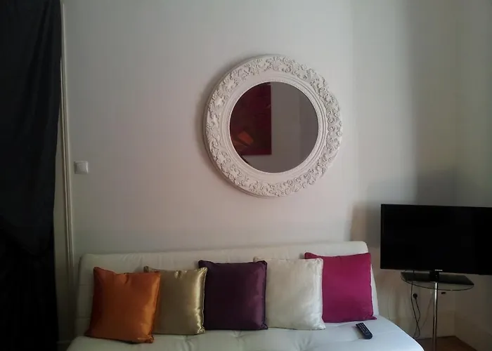 Whatever Art * Лиссабон